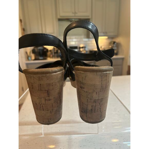 b.o.c. Black Chunky Heel Cork Platform Sandals - Women's 11M - Picture 4 of 6